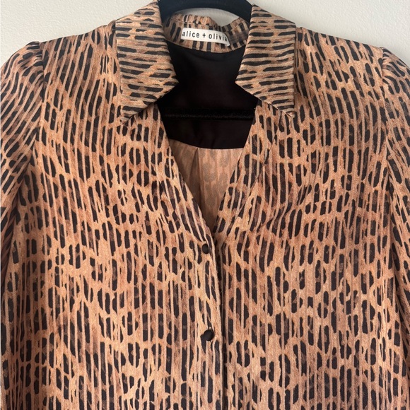 Alice + Olivia Animal Print Sheer Button Up Top - Picture 2 of 8